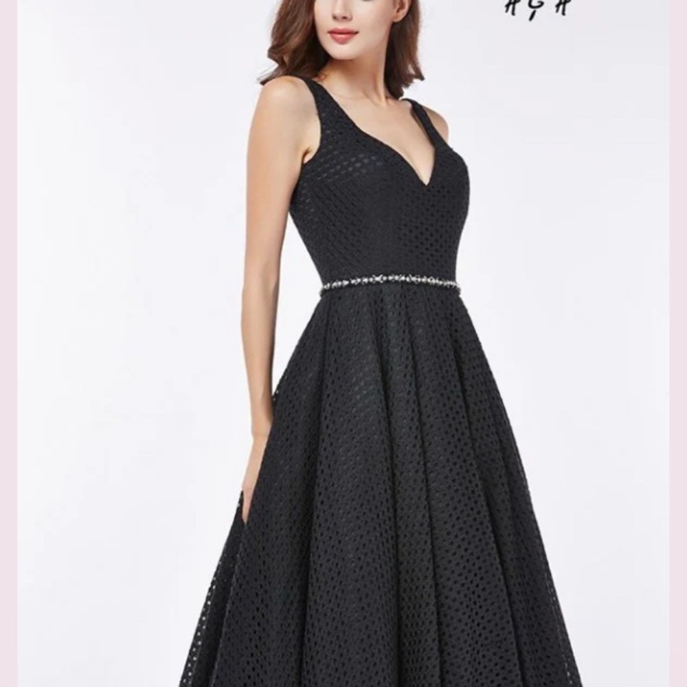 Angela & Alison Black Sleeveless Prom Dress